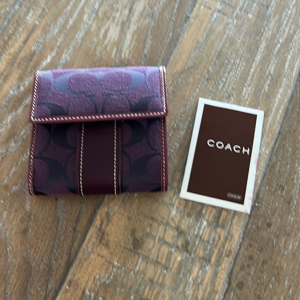 Small, coach wallet in purple